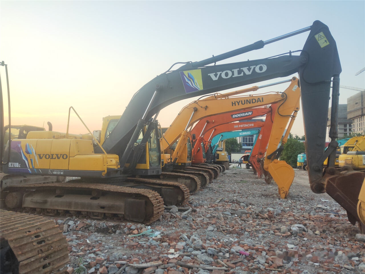Volvo EC210BLC - Excavadora de cadenas: foto 5 Volvo EC210BLC - Excavadora de cadenas: foto 5
