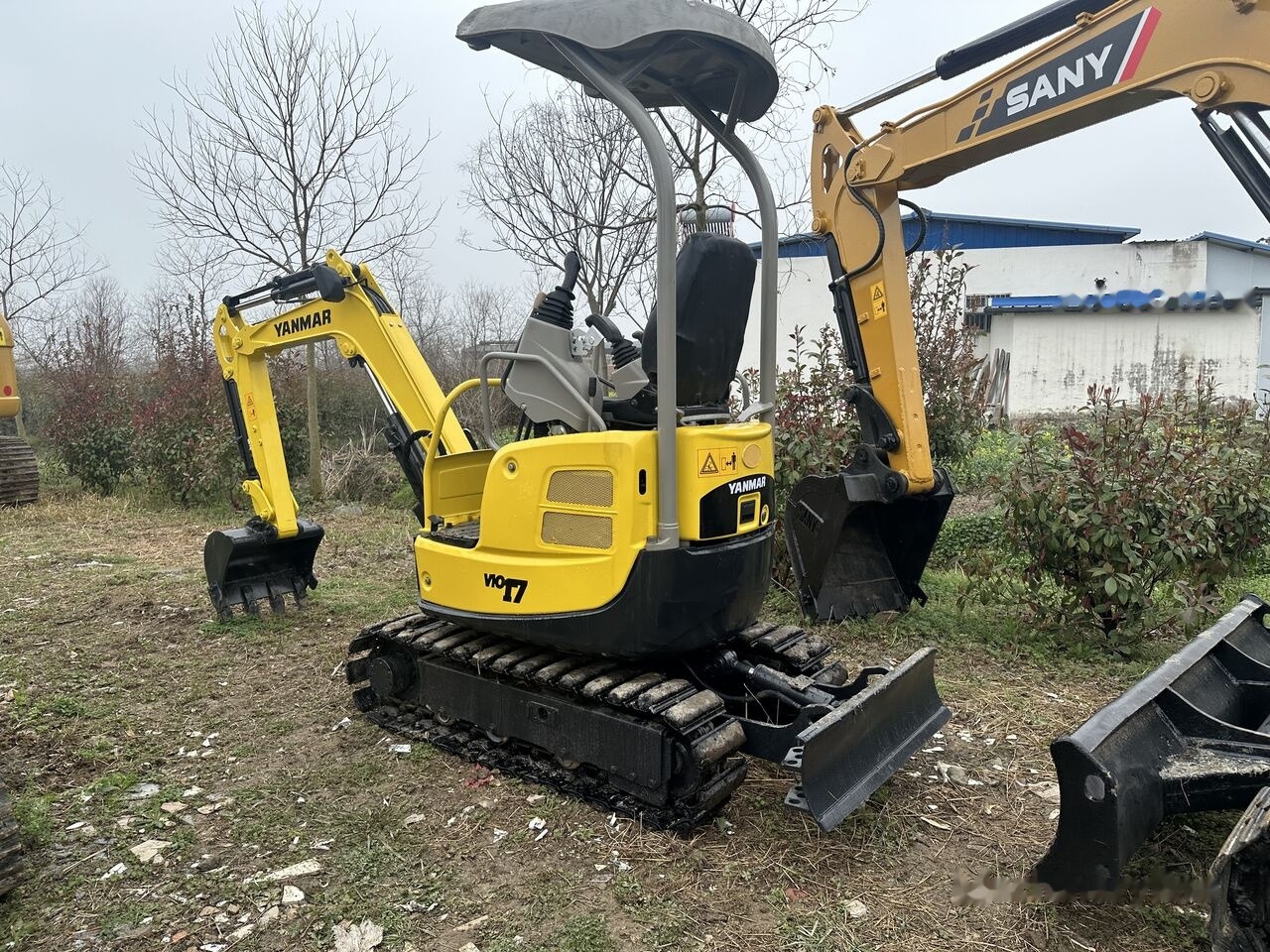 Yanmar VIO17 - Miniexcavadora: foto 1 Yanmar VIO17 - Miniexcavadora: foto 1