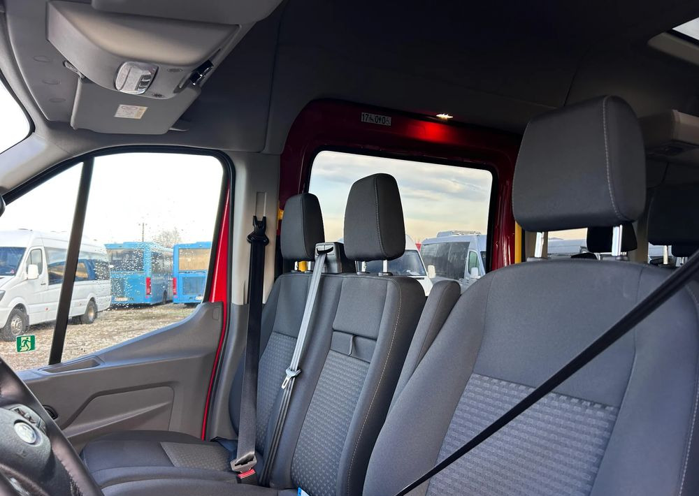 Minibús, Furgoneta de pasajeros Ford Transit: foto 11