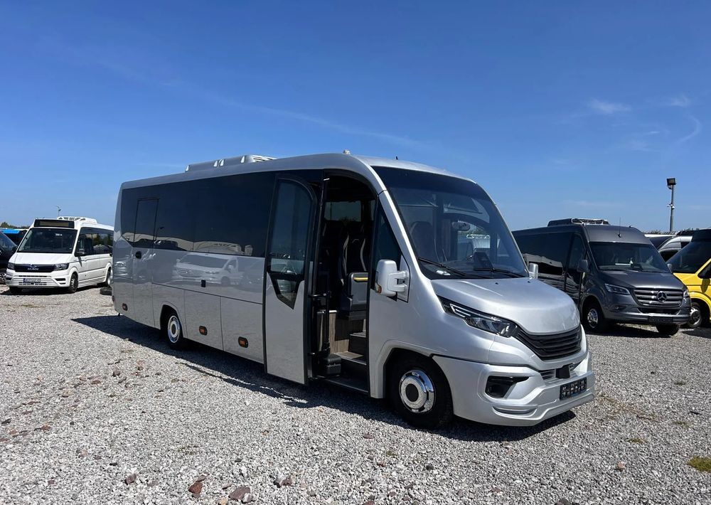 Iveco Daily - Minibús, Furgoneta de pasajeros: foto 2 Iveco Daily - Minibús, Furgoneta de pasajeros: foto 2