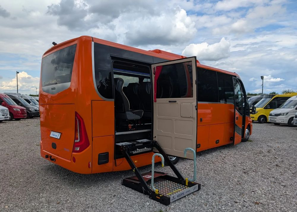 Iveco Daily - Autocar: foto 1 Iveco Daily - Autocar: foto 1