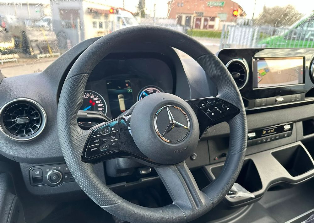 Mercedes-Benz Sprinter - Minibús, Autobús eléctrico: foto 4 Mercedes-Benz Sprinter - Minibús, Autobús eléctrico: foto 4
