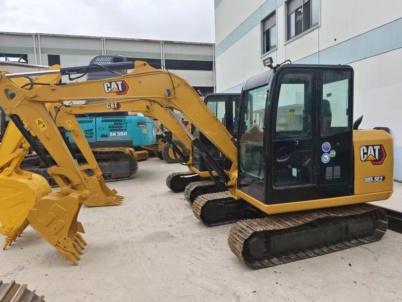 CATERPILLAR 305.5E2 - Miniexcavadora: foto 1 CATERPILLAR 305.5E2 - Miniexcavadora: foto 1