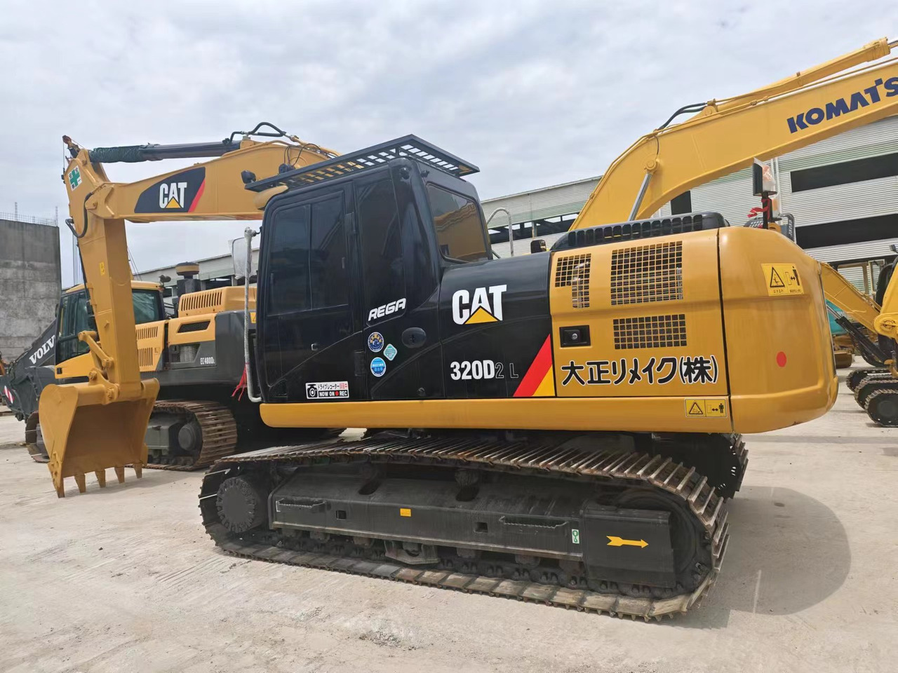 CATERPILLAR 320D - Excavadora de cadenas: foto 1 CATERPILLAR 320D - Excavadora de cadenas: foto 1