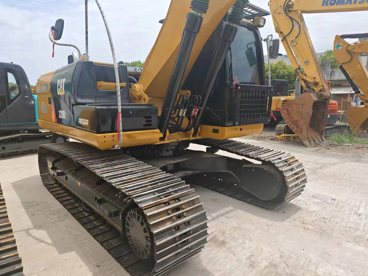 CATERPILLAR 320D - Excavadora de cadenas: foto 4 CATERPILLAR 320D - Excavadora de cadenas: foto 4