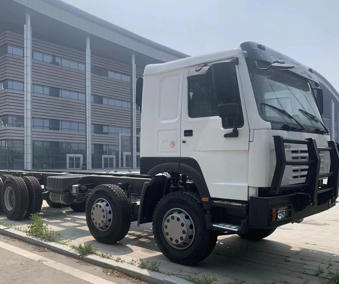 HOWO 6X4 - Cabeza tractora: foto 2 HOWO 6X4 - Cabeza tractora: foto 2