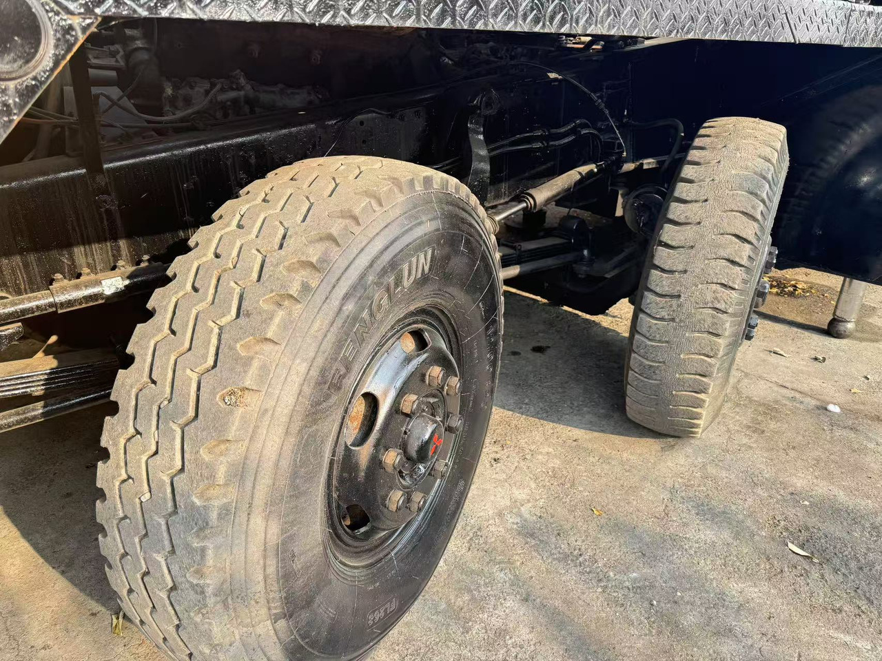 KATO NK400E - Autogrúa: foto 5 KATO NK400E - Autogrúa: foto 5