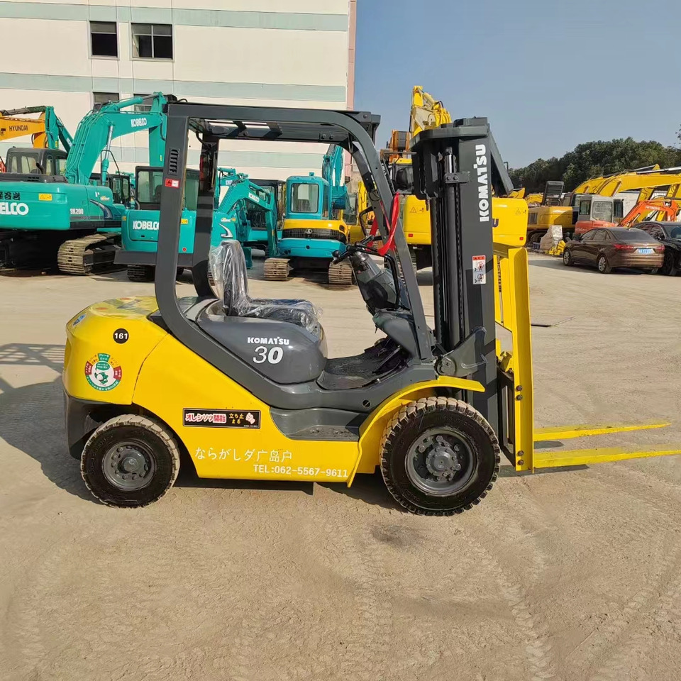 KOMATSU FD30 - Carretilla elevadora diésel: foto 4 KOMATSU FD30 - Carretilla elevadora diésel: foto 4