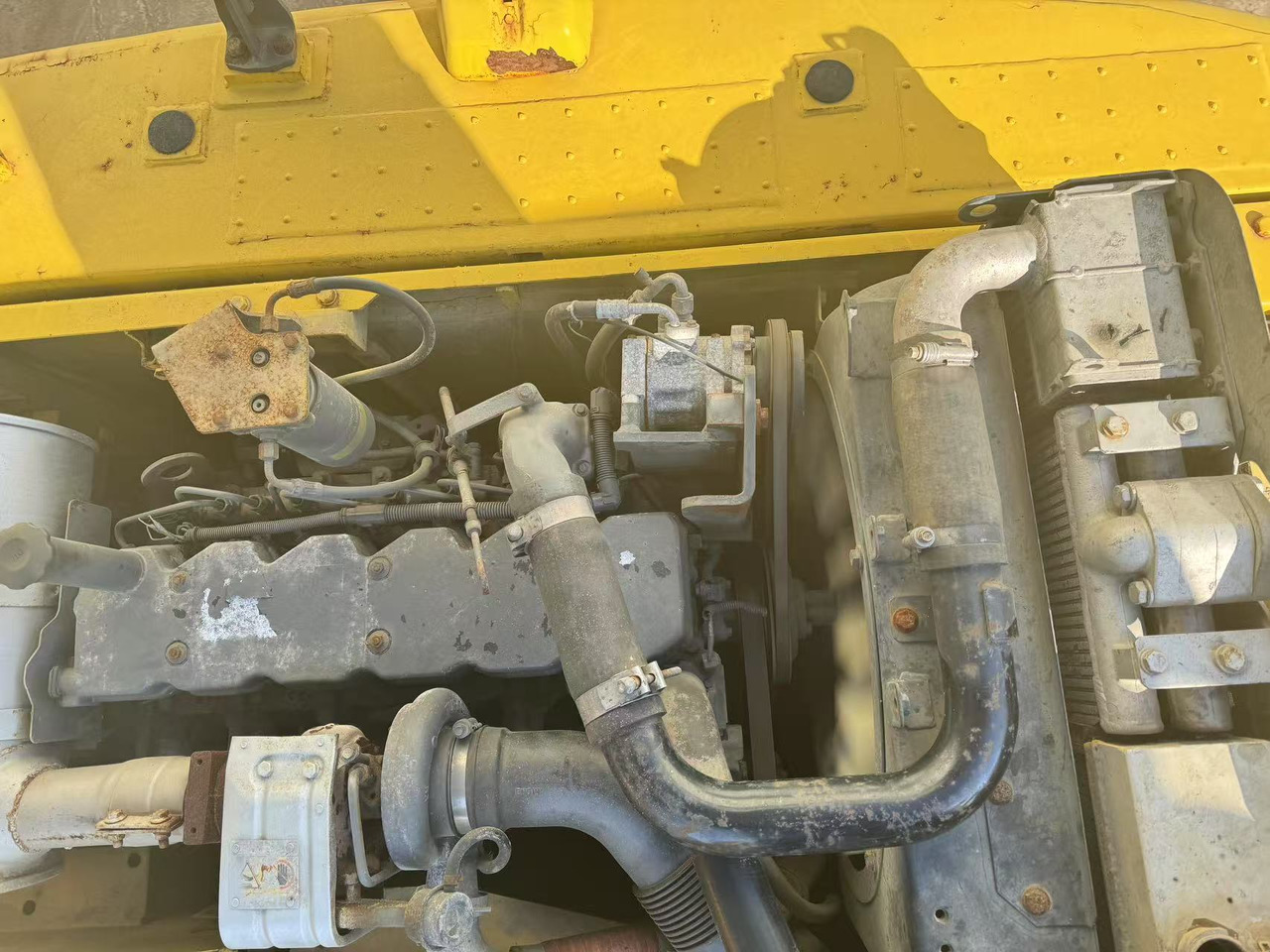 Excavadora de cadenas KOMATSU PC200-8: foto 7