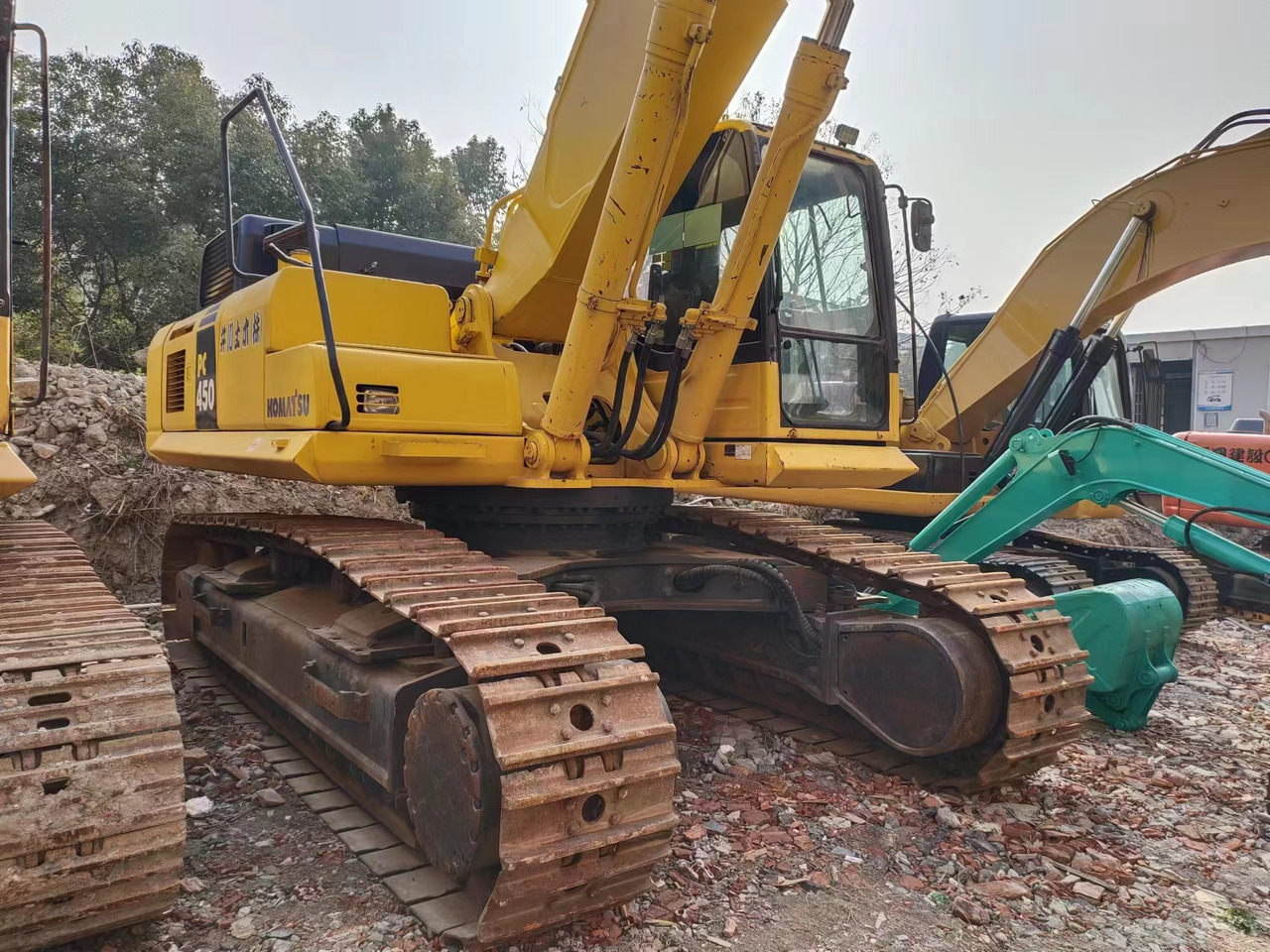 KOMATSU pc450-8 - Excavadora de cadenas: foto 1 KOMATSU pc450-8 - Excavadora de cadenas: foto 1