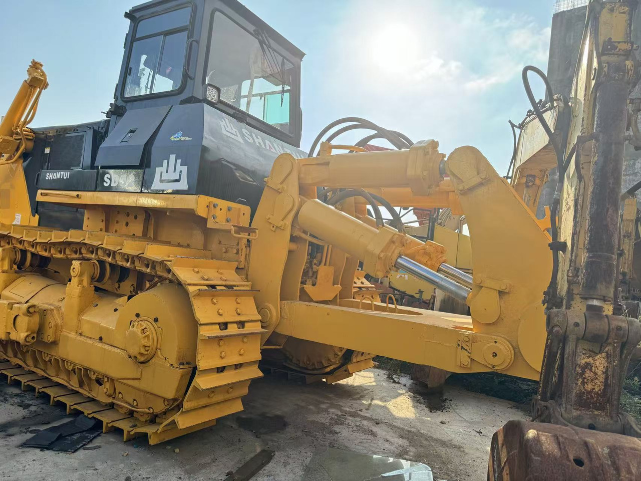 SHANTUI SD32 - Bulldozer: foto 2 SHANTUI SD32 - Bulldozer: foto 2