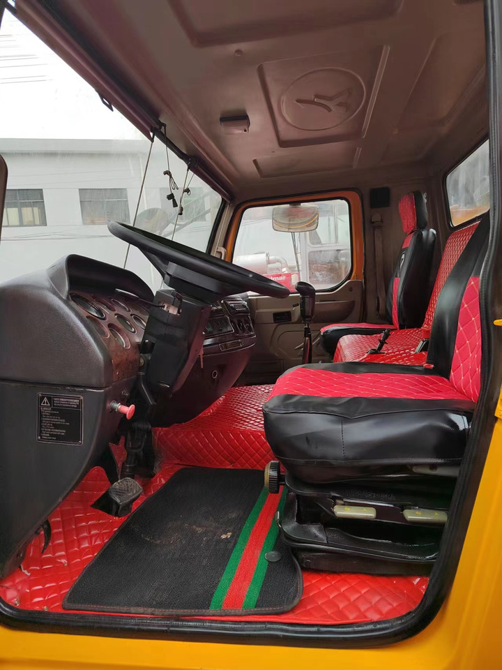 Autogrúa XCMG QY70K good condition QY25K QY50K QY100K QY130K China brand mobile crane: foto 6 Autogrúa XCMG QY70K good condition QY25K QY50K QY100K QY130K China brand mobile crane: foto 6