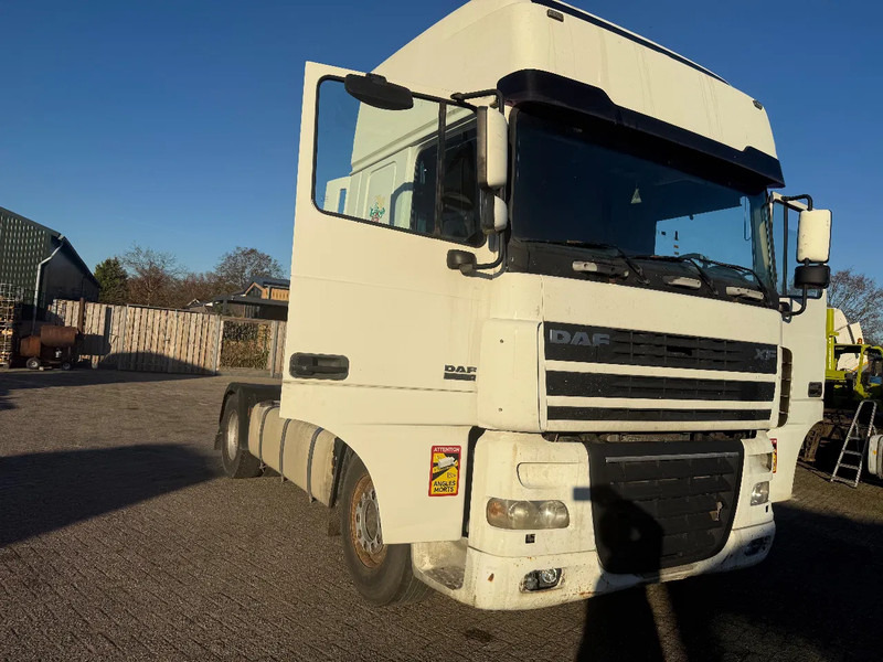 DAF XF 95.430 Tractor Unit - Cabeza tractora: foto 1 DAF XF 95.430 Tractor Unit - Cabeza tractora: foto 1
