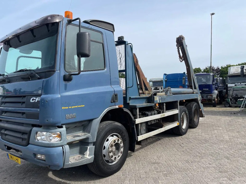 DAF CF 75.360 Portaal Systeem HMF HOLLAND TRUCK - Portacontenedor de cadenas camión: foto 3 DAF CF 75.360 Portaal Systeem HMF HOLLAND TRUCK - Portacontenedor de cadenas camión: foto 3