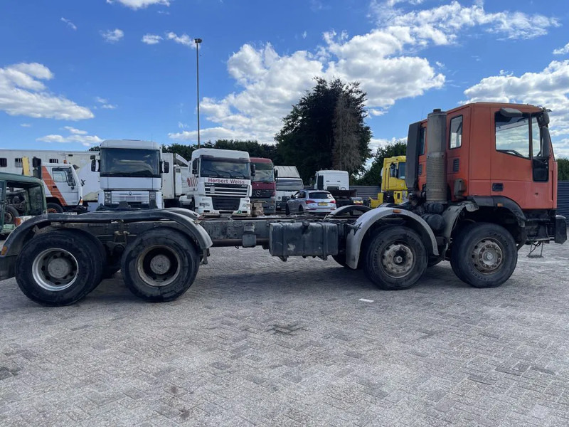 Iveco Eurotrakker 340 E34 - Chasis camión: foto 5 Iveco Eurotrakker 340 E34 - Chasis camión: foto 5