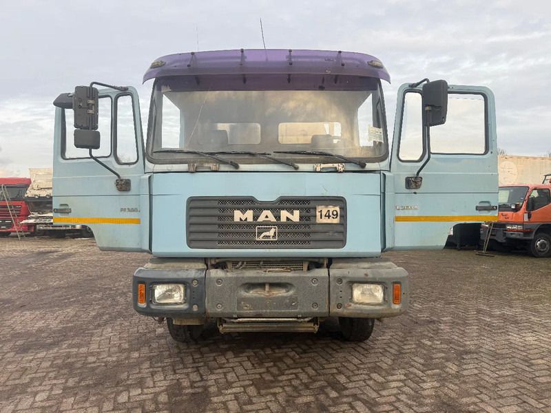 MAN FE FE360 BETON MIXER - Camión hormigonera: foto 2 MAN FE FE360 BETON MIXER - Camión hormigonera: foto 2