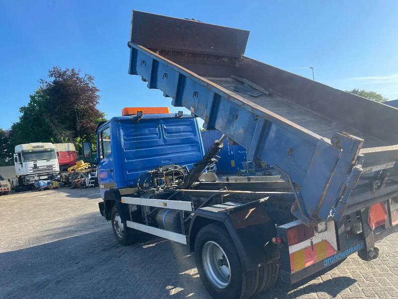 Mercedes-Benz 914 Tipper - Volquete camión: foto 4 Mercedes-Benz 914 Tipper - Volquete camión: foto 4