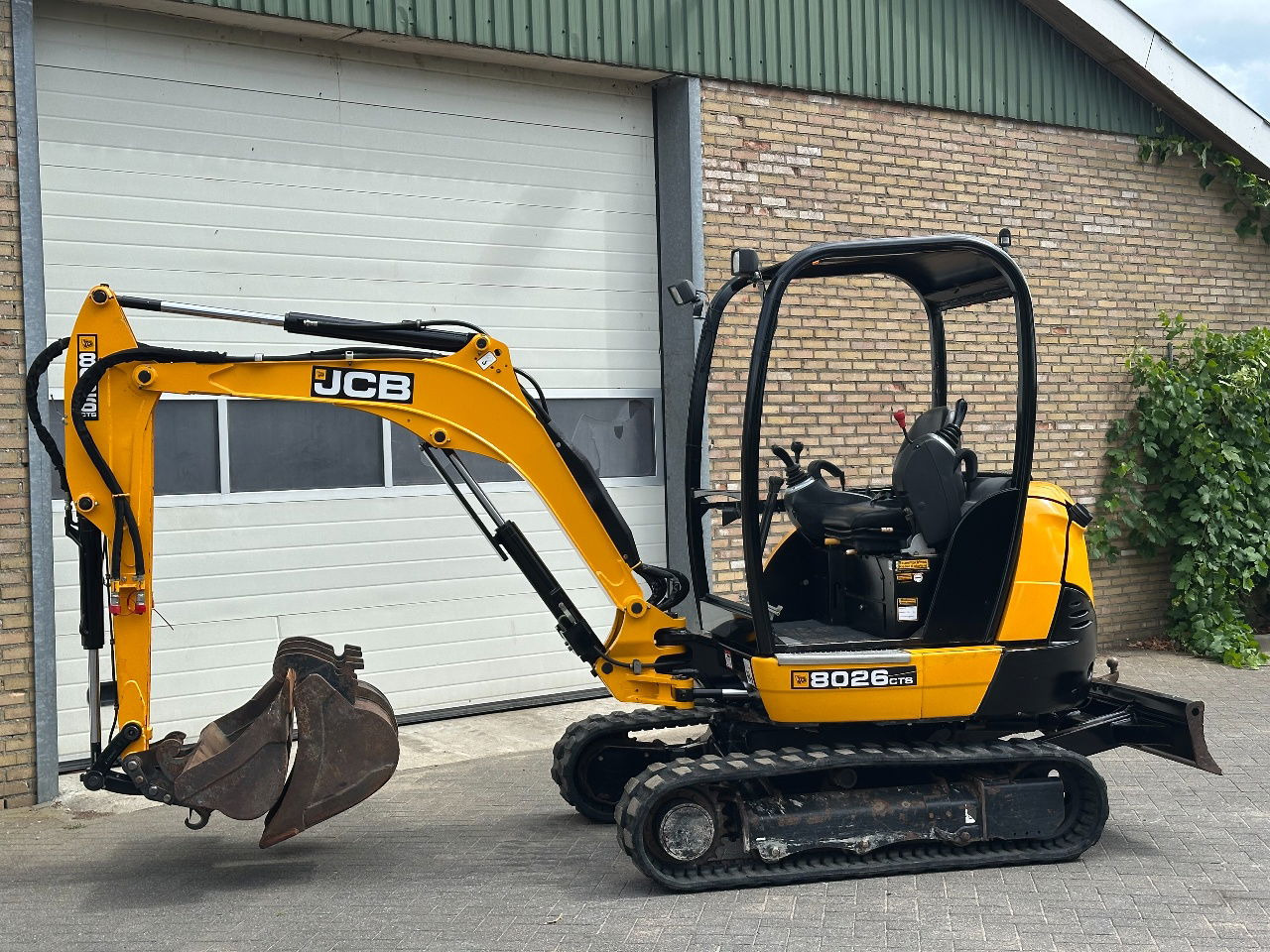 JCB 8026 - Miniexcavadora: foto 2 JCB 8026 - Miniexcavadora: foto 2