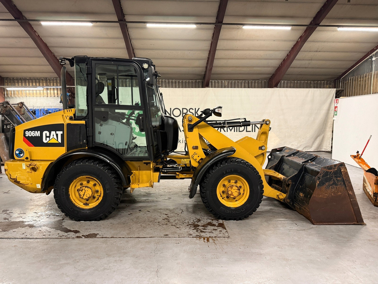 Cat 906M High Flow, 40 km/t med skuff og plog # TIL LEIE# - Cargadora de ruedas: foto 5 Cat 906M High Flow, 40 km/t med skuff og plog # TIL LEIE# - Cargadora de ruedas: foto 5