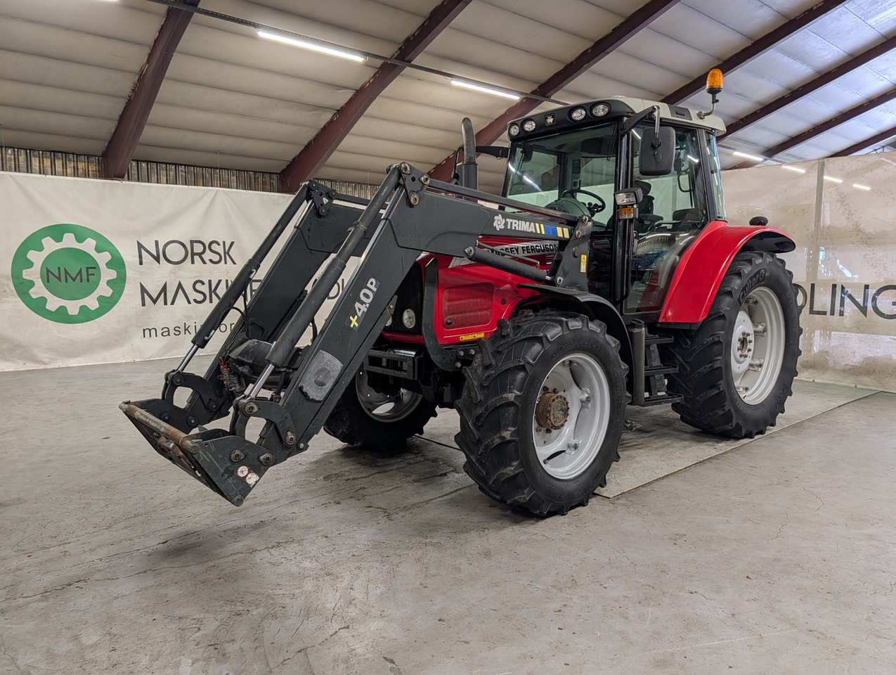 Massey Ferguson 6470 Dyna 6 - Tractor: foto 1 Massey Ferguson 6470 Dyna 6 - Tractor: foto 1