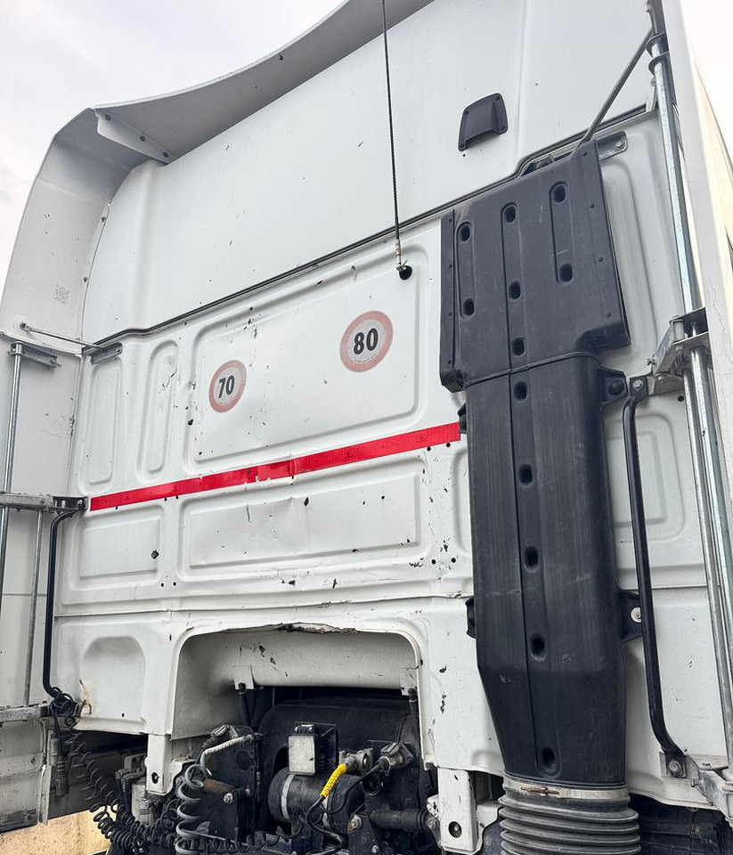 Cabeza tractora DAF XF 105.460 - 2010 - AUTOMATICO: foto 17 Cabeza tractora DAF XF 105.460 - 2010 - AUTOMATICO: foto 17