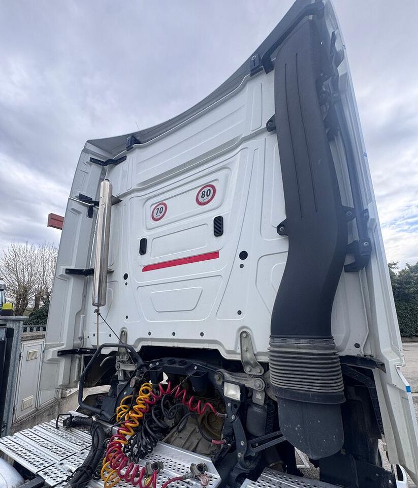 Mercedes Benz Actros 1851 - 2019 - Cabeza tractora: foto 4 Mercedes Benz Actros 1851 - 2019 - Cabeza tractora: foto 4