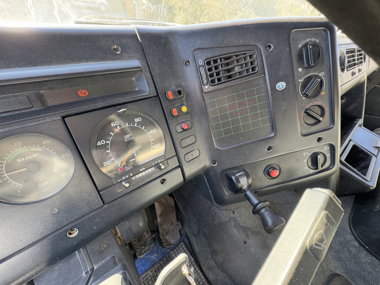 Volquete camión DAF DAF CF 85.430: foto 6