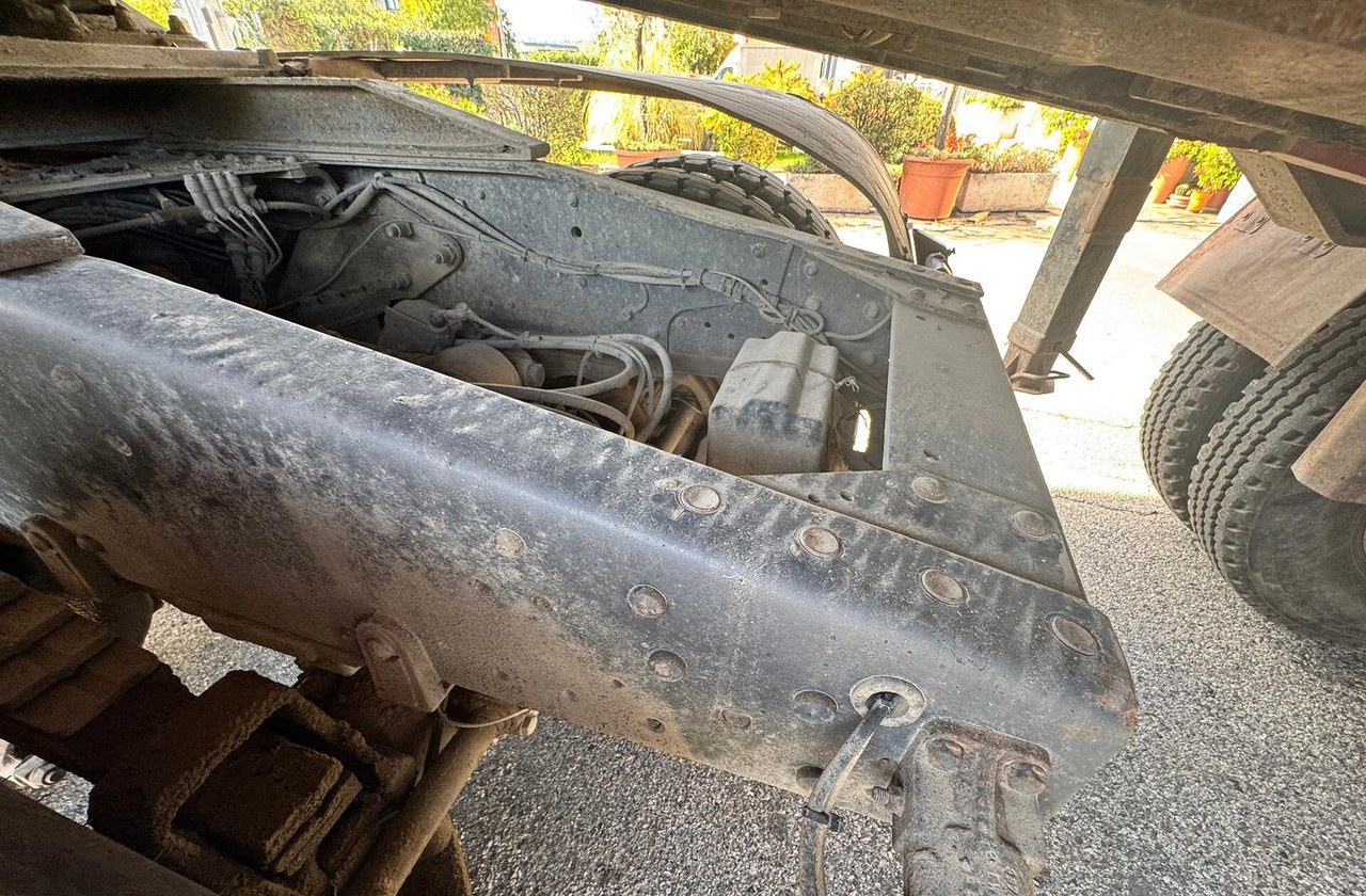 Volquete camión Mercedes Benz SK 2644 ( 6X4 ) V8: foto 16 Volquete camión Mercedes Benz SK 2644 ( 6X4 ) V8: foto 16