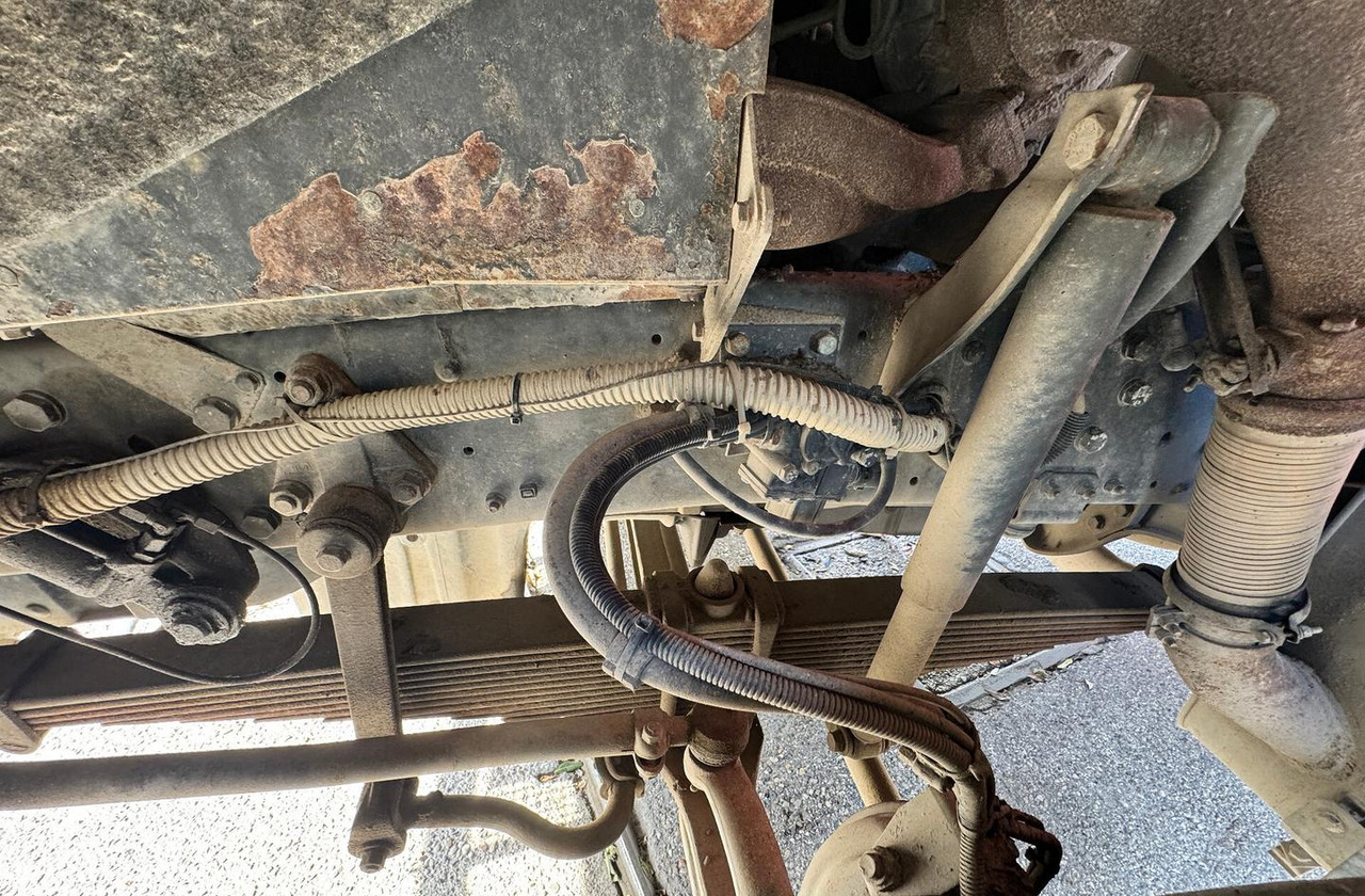 Volquete camión Mercedes Benz SK 2644 ( 6X4 ) V8: foto 9 Volquete camión Mercedes Benz SK 2644 ( 6X4 ) V8: foto 9