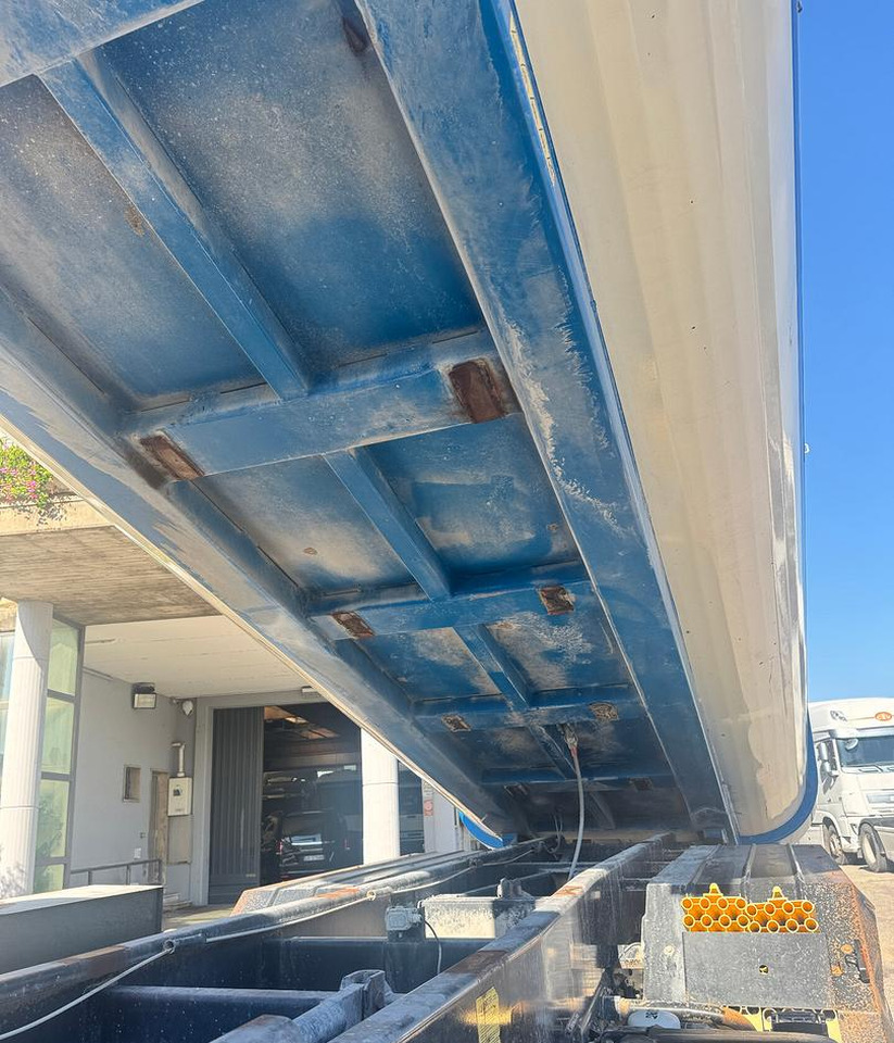 Volquete camión RIBALTABILE MAN TGA 41.480 (8X4): foto 13