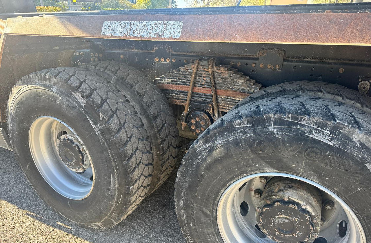 Volquete camión RIBALTABILE MAN TGA 41.480 (8X4): foto 10