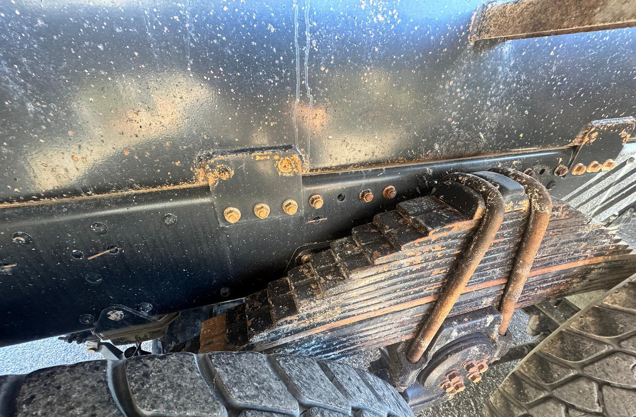 Volquete camión RIBALTABILE MAN TGA 41.480 (8X4): foto 20