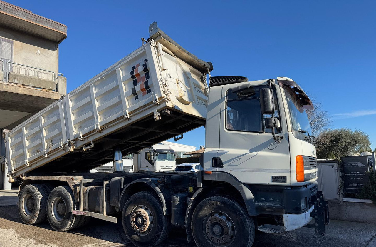 Ribaltabile DAF 85 CF 430 - anno 1999 - Volquete camión: foto 1 Ribaltabile DAF 85 CF 430 - anno 1999 - Volquete camión: foto 1