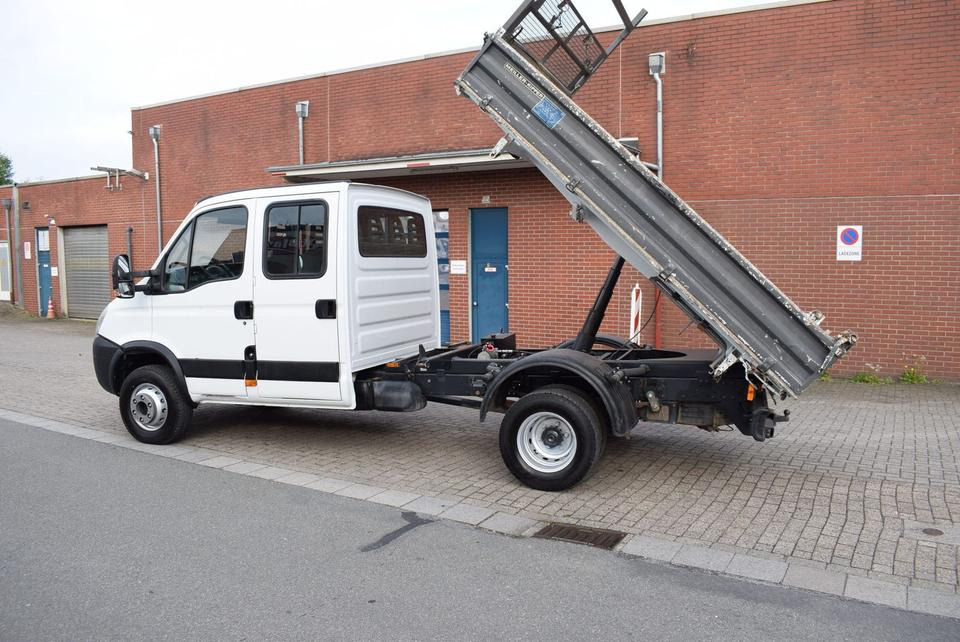 Iveco Daily 70 C17 Meiller Kipper Nutzlast 3100KG - Volquete furgoneta, Furgoneta combi: foto 4 Iveco Daily 70 C17 Meiller Kipper Nutzlast 3100KG - Volquete furgoneta, Furgoneta combi: foto 4