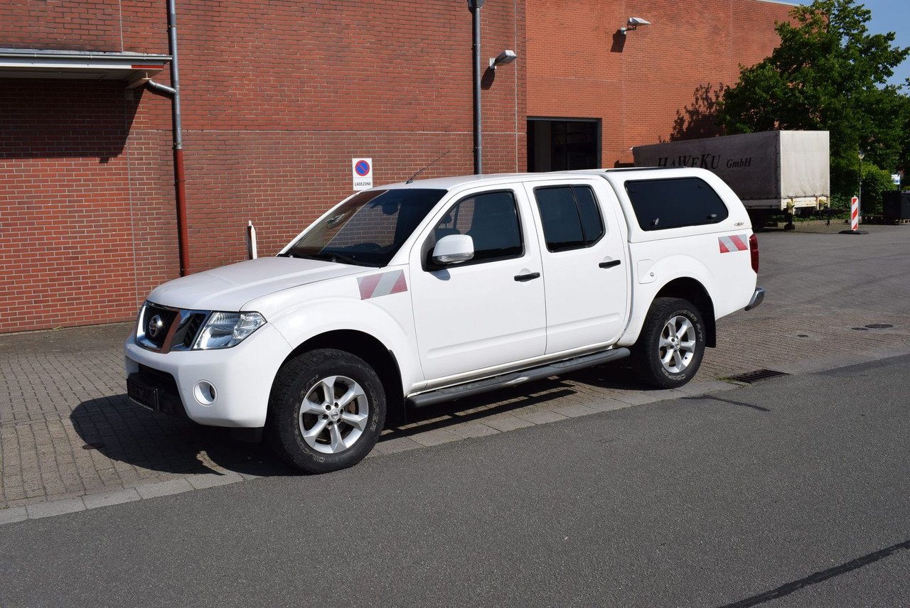 Nissan Navara Double Cab SE 4x4 Automatik Hardtop AHK - SUV/ Todoterreno: foto 1 Nissan Navara Double Cab SE 4x4 Automatik Hardtop AHK - SUV/ Todoterreno: foto 1