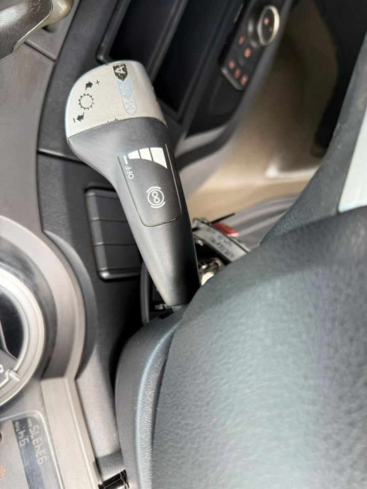 Leasing financiero de  DAF XF 480 Low +Retarter+2xTank leasing DAF XF 480 Low +Retarter+2xTank: foto 11