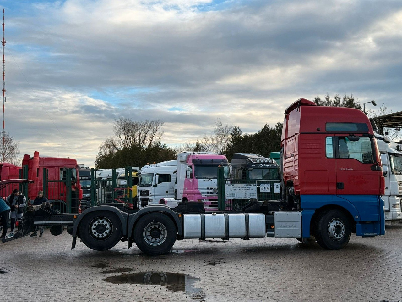 MAN TGX 26.470 XXL 6x2 BDF+Retarter +Standklima - Portacontenedore/ Intercambiable camión: foto 3 MAN TGX 26.470 XXL 6x2 BDF+Retarter +Standklima - Portacontenedore/ Intercambiable camión: foto 3