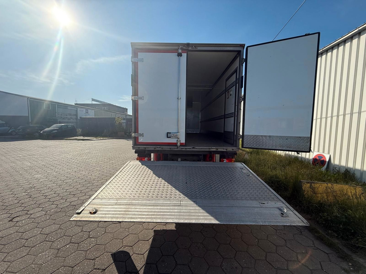 Volvo FL 42 R 240 +Thermoking T-880R+Kamera - Frigorífico camión: foto 4 Volvo FL 42 R 240 +Thermoking T-880R+Kamera - Frigorífico camión: foto 4