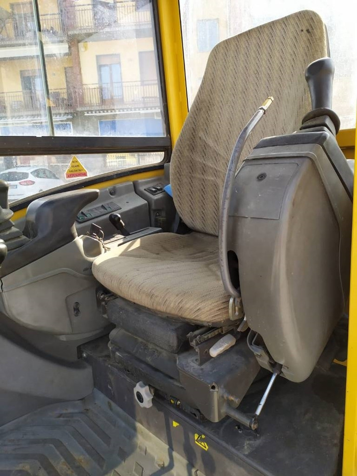 Miniexcavadora Volvo ECR 38: foto 8