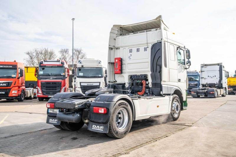 DAF XF 460 + HYDRAULIQUE - Cabeza tractora: foto 4 DAF XF 460 + HYDRAULIQUE - Cabeza tractora: foto 4