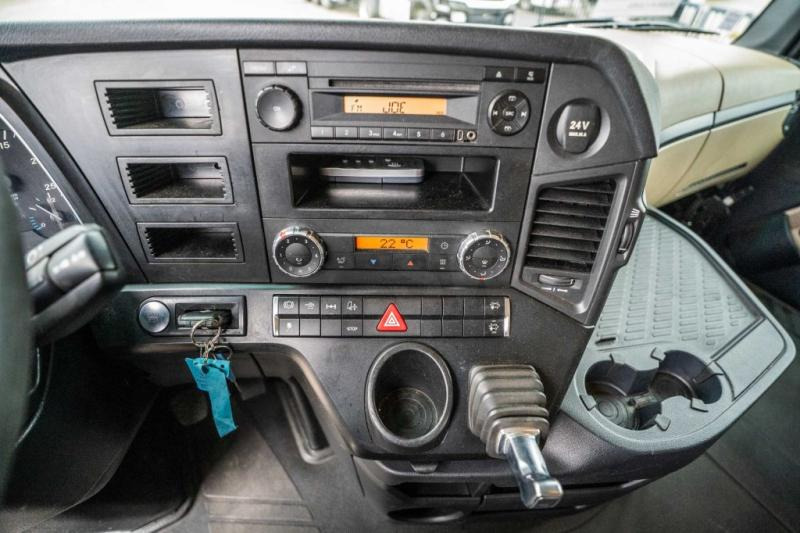 Cabeza tractora Mercedes ACTROS 1845 LS: foto 8