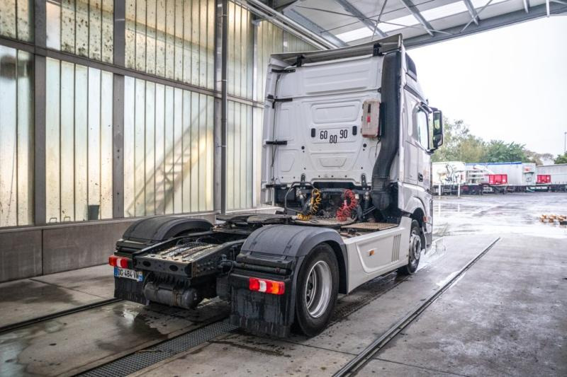 Mercedes ACTROS 1845LS+E6+VOITH - Cabeza tractora: foto 3 Mercedes ACTROS 1845LS+E6+VOITH - Cabeza tractora: foto 3