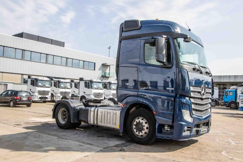 Mercedes ACTROS 1848 LS+E6+HYDR. - Cabeza tractora: foto 2 Mercedes ACTROS 1848 LS+E6+HYDR. - Cabeza tractora: foto 2