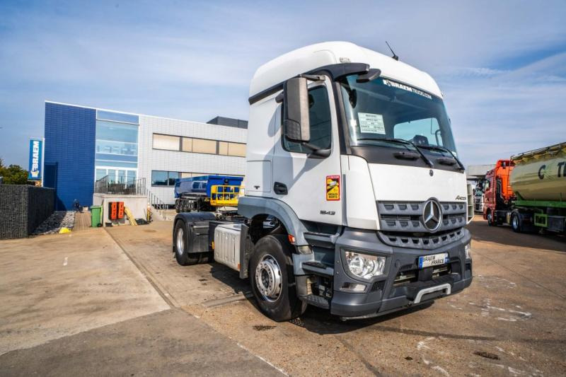 Mercedes AROCS 1843 LS ( NO ACTROS) - Cabeza tractora: foto 2 Mercedes AROCS 1843 LS ( NO ACTROS) - Cabeza tractora: foto 2