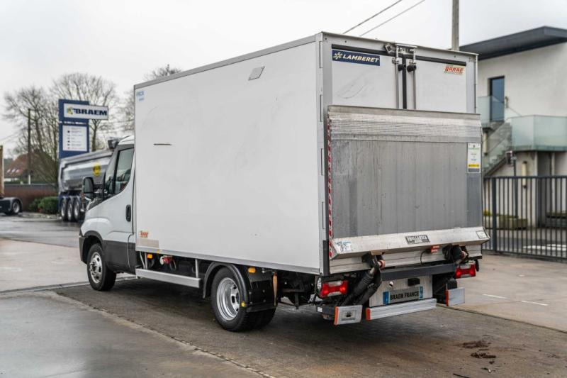 Iveco DAILY 35.180 +CARRIER + DHOLLANDIA - Frigorífico furgoneta: foto 5 Iveco DAILY 35.180 +CARRIER + DHOLLANDIA - Frigorífico furgoneta: foto 5