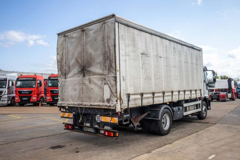 Iveco EUROCARGO 160E25 - Camión lona: foto 3 Iveco EUROCARGO 160E25 - Camión lona: foto 3