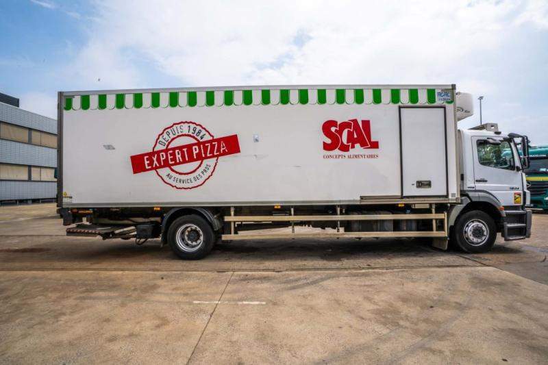 Mercedes AXOR 1824 +CARRIER SUPRA 950 Mt + HAYON - Frigorífico camión: foto 3 Mercedes AXOR 1824 +CARRIER SUPRA 950 Mt + HAYON - Frigorífico camión: foto 3