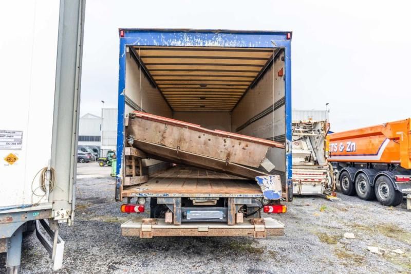 Renault MIDLUM 220 (16t) DCI + DHOLLANDIA - Camión caja cerrada: foto 5 Renault MIDLUM 220 (16t) DCI + DHOLLANDIA - Camión caja cerrada: foto 5