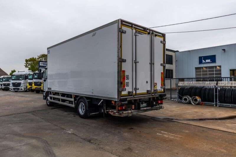 Renault MIDLUM 220 DXI+CARRIER MULTI TEMP+DHOLLANDIA - Frigorífico camión: foto 3 Renault MIDLUM 220 DXI+CARRIER MULTI TEMP+DHOLLANDIA - Frigorífico camión: foto 3