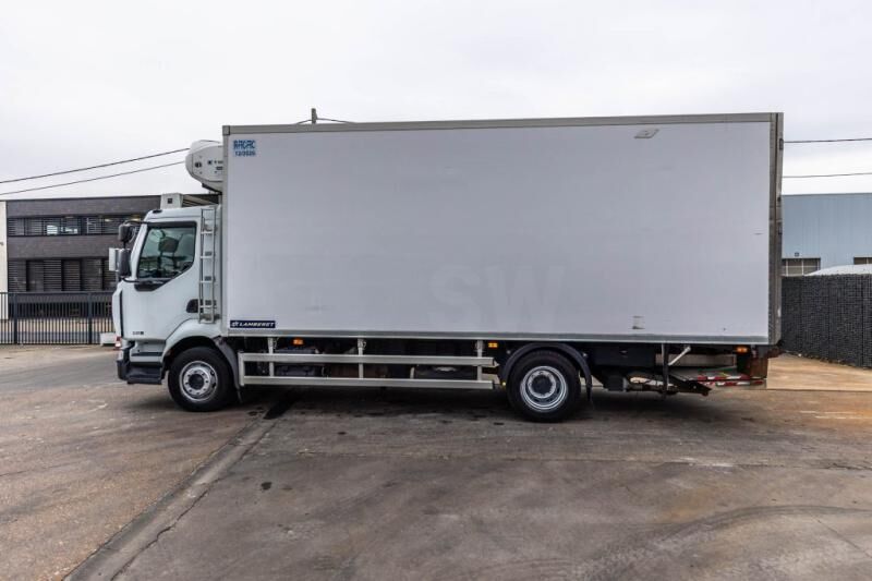 Renault MIDLUM 220 DXI+CARRIER MULTI TEMP+DHOLLANDIA - Frigorífico camión: foto 2 Renault MIDLUM 220 DXI+CARRIER MULTI TEMP+DHOLLANDIA - Frigorífico camión: foto 2